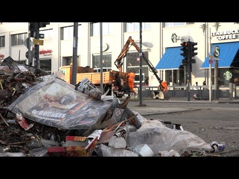 Der Dreck muss weg - unterwegs mit der BSR-Neujahrstruppe