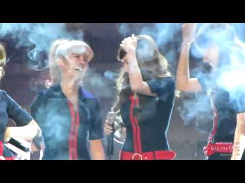 101121 SNSD Jessica & Hyoyeon - Scared  Fireworks - LOL - SBS Power FM Concert