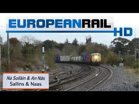 Iarnród Éireann Irish Rail 071 loco 072 + IWT Liner passes Sallins & Naas Station