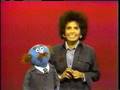 Sesame Street: Lena Horne sings the ABCs! 