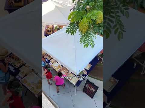Faça compras locais em Wailea e apoie os artistas e vendedores locais no Wailea Village Farmers Market!