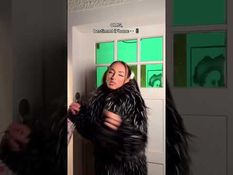 Honey, you know perfectly well it's #NewYearsEve today 💚 #comedy #funnyvideos #accent #shortsvide...