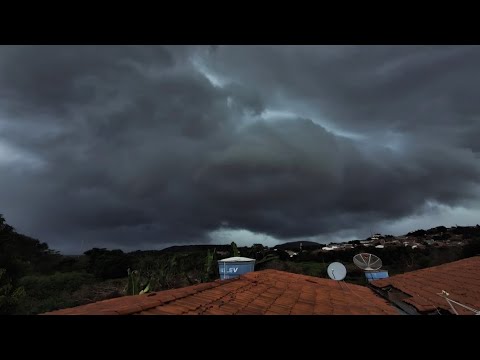 SHELF CLOUD, MUITA CHUVA E VENTANIA EM COLINAS-MA 27/01/2026