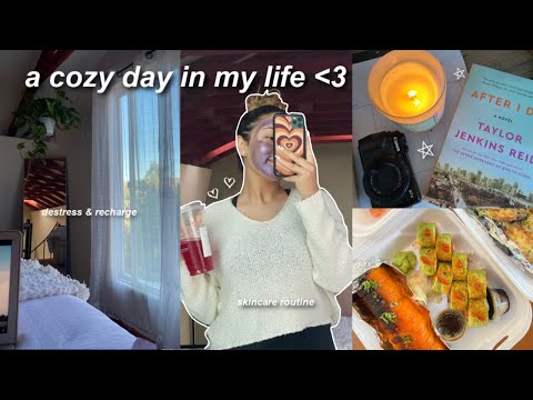 A RELAXING DAY IN MY LIFE: cozy day at home, comfort movies, & skincare routine!🕯