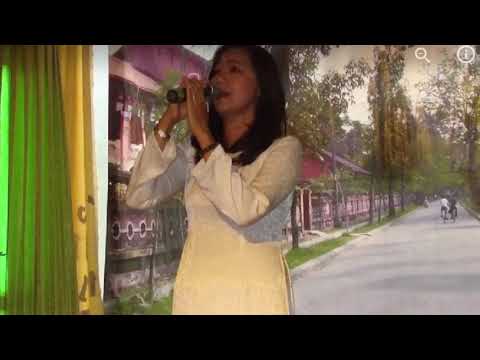 Thể hiện bởi Bích Hà