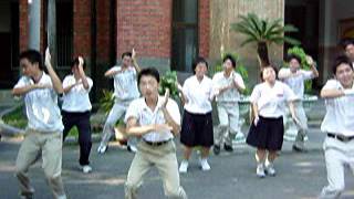 [獵人] 天空鬥技場會不會有人看上電梯小姐