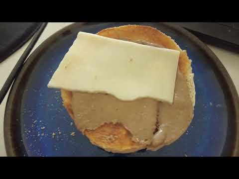 MongoTV_8784 - Min Aftensmad - RISTET MØLLEHJUL BOLLE Med TAHIN og OST