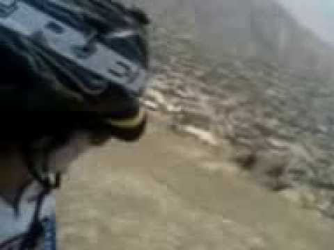 TREPANDO LAS LOMAS DE LA BELLA DURMIENTE.