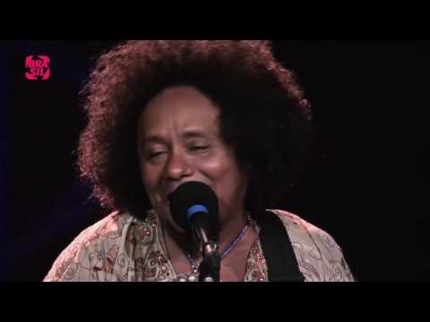 Estado de Poesia - Chico César no show "Estado de Poesia"