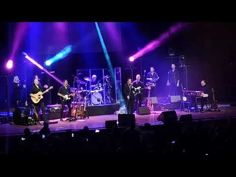 Shakin' Stevens "Marie Marie / Oh Julie" live Stuttgart 17/02/2019