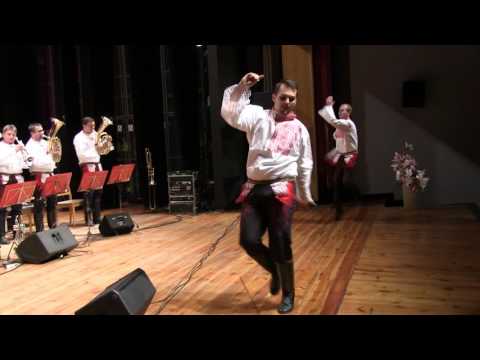 KYJOV-Z koncertu DH Mistříňanka A. Pavluše: verbuňk muzikanta a letošního stárka Kryštofa Neduchala