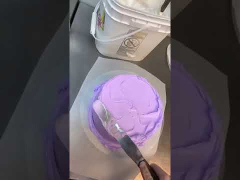 purple FLUFFY frosting #cake