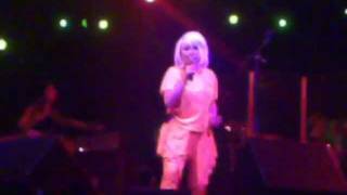 Blondie - The tide is high + Wipe off my sweat (Live BBK LIVE FESTIVAL, Spain, 2011)
