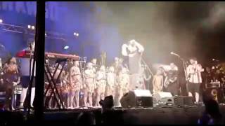 Meravellos regal- Txarango i el Cor Safari