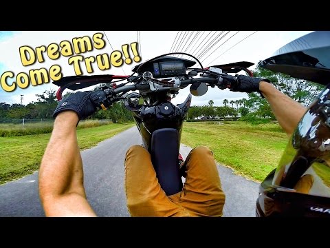 LEARNING COASTERS ON THE SUPERMOTO!