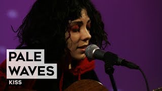 THE TUNNEL: Pale Waves - Kiss (live)