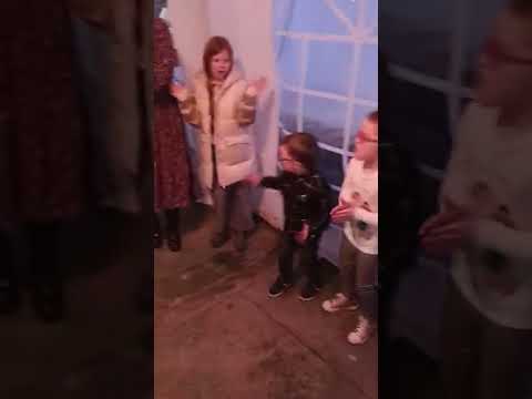Magic Mal video.