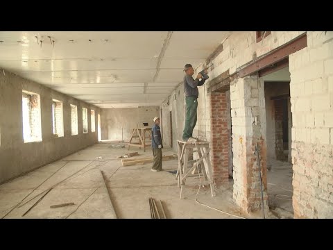 В Петрикове реконструируют акушерско-гинекологический корпус видео