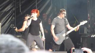 Walls Of Jericho - No One Can Save You From Yourself (live at Hellfest 2016)
