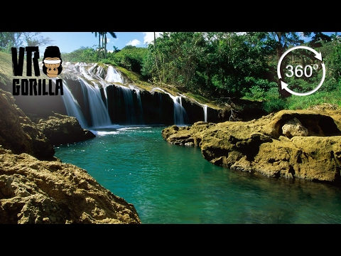 Travel Cuba in 360 degrees VR - Episode 1: Santa Clara - 360 VR Video
