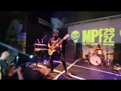 Jeff Rosenstock's DEATH ROSENSTOCK goes trio - No Time [POV, chaotic, phone audio, don't watch, ily]