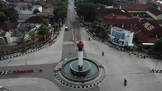 preview picture of video 'Bunderan Binokasih Sejarah Sumedang'