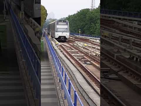 RET metrolijn E richting Slinge Rotterdam-Slinge