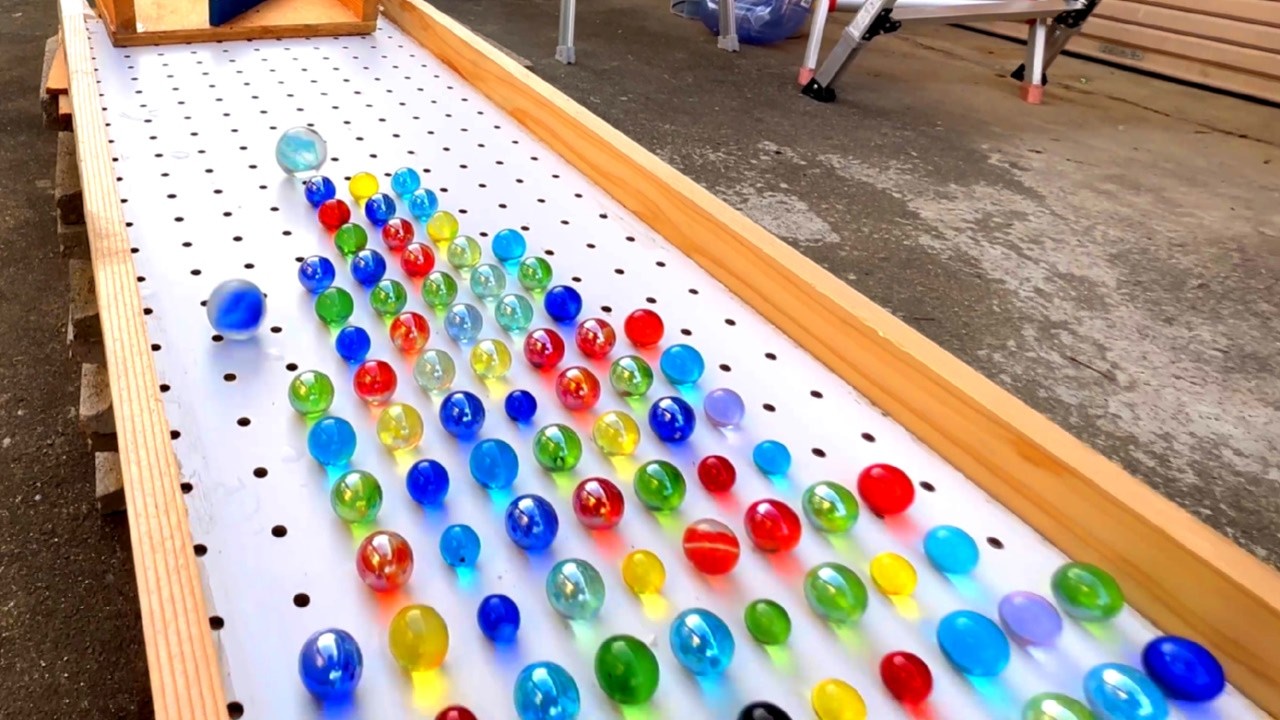 Vitamin Marble がライブ配信中！