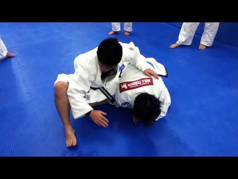 横絞め　田中さん京大OB　七大学柔道練習会