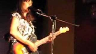 4- Polly Paulusma - DayOne(incomplete) -  at Wolf (21-10-07)