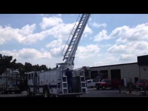 03868 1990 Pierce Arrow 50' Telesquirt