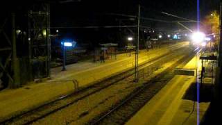 preview picture of video 'Night freight train passing Dekelia station....'