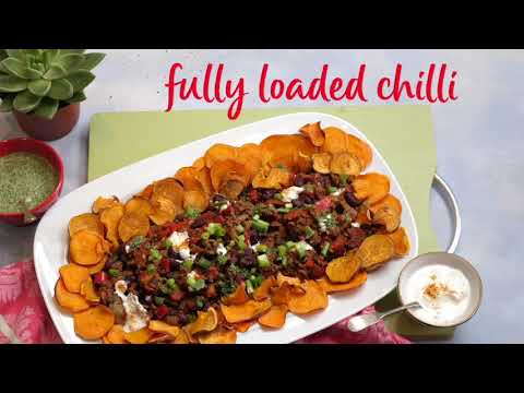 Slimming World Syn-free fully loaded oven baked chilli with coriander sauce - FREE