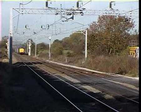 class 37 37259 & 37610 on 4Z44 to Daventry 20.10.03