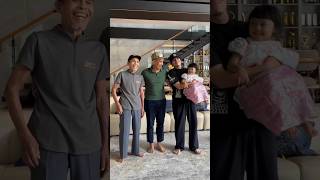 Download lagu 4 generasi anak sulung 🥰❤️🤲🏻 ini cara Om Qahtan Halilintar ngajarin Ameena mp3 Download lagu 4 generasi anak sulung 🥰❤️🤲🏻 ini cara Om Qahtan Halilintar ngajarin Ameena mp3