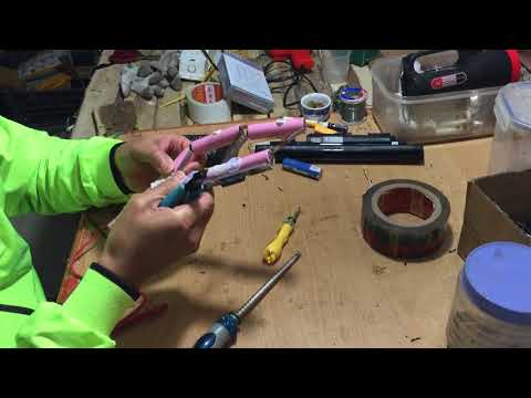 Cách tháo pin laptop để lấy cell pin hoặc để thay cell pin để tái sử dụng