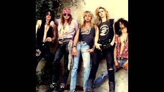 Download lagu Guns N' Roses - Dust N’ Bones [Demo] mp3