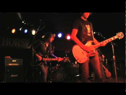 Gloryhound - interview w/ Aux TV