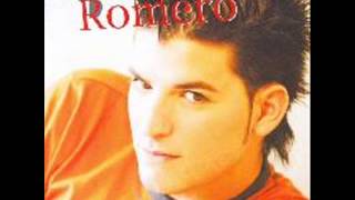 Kadr z teledysku Dinero tekst piosenki Antonio Romero