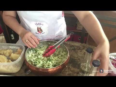 vigorón/ensalada de Nicarague /yuca con chicharrón en Honduras/Violeta's recetas de cocina