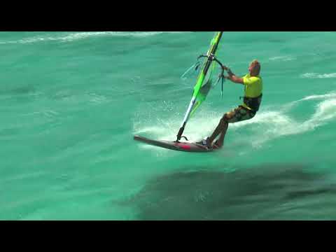 Windsurf-Manöver  - Springen