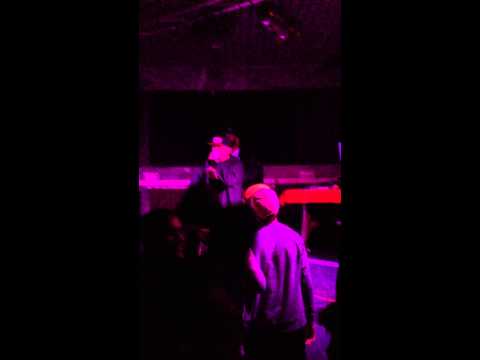 21/11/14 - NEX CASSEL & NIGGA DIUM - FINESTRINO BASSO RMX (LIVE)