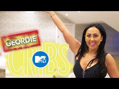 Sophie Kasaei | Geordie Cribs