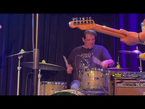The Daniel Castro Band video
