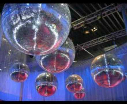 Alex Gaudino Feat. Crystal Waters - Destination Calabria