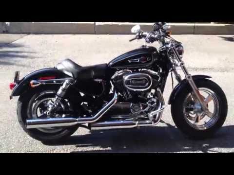 Mustang Wide Solo Seat / 1200 Sportster Custom 2016