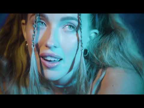 Elli Moore - Bathing Suit (Official Music Video)