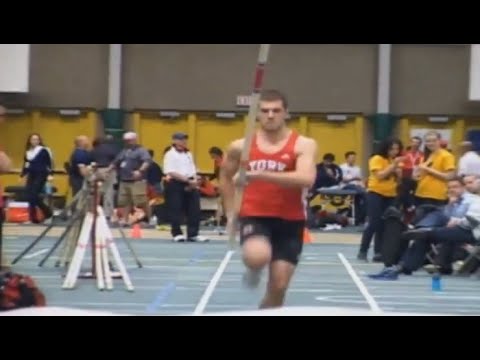 2013 CIS men pole vault