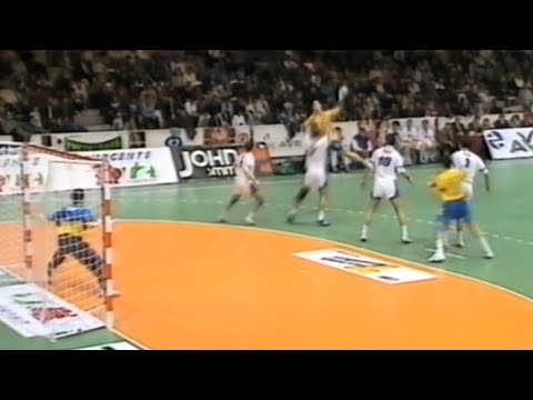 Perfecto lanzamiento de Iñaki Ordoñez. Copa del Rey 1994/95. Bidasoa-Teka. Semifinal. Ciudad Real