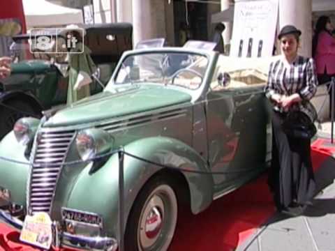 Chieti - Bellezze tra le auto d'epoca